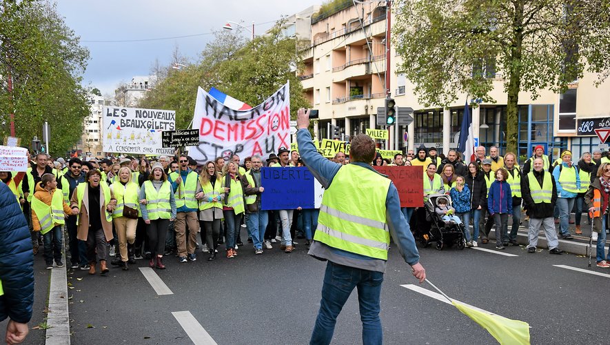 Une forte mobilisation des gilets jaunes en Aveyron
