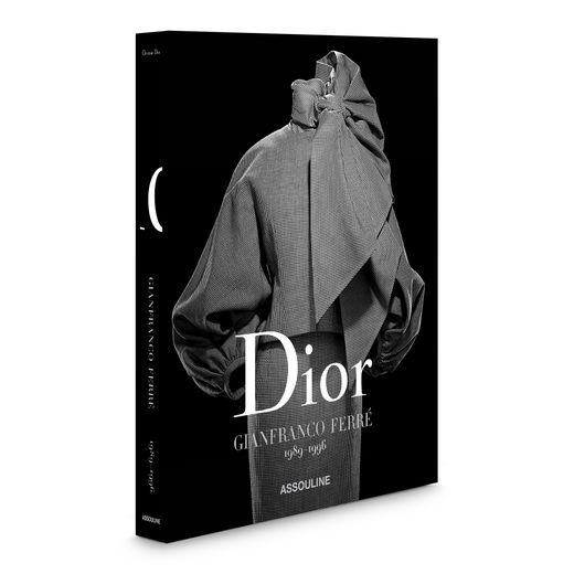 L'ouvrage "Dior par Gianfranco Ferré" aux Editions Assouline.