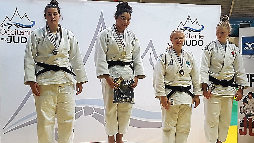Chloé Sincholle a décroché la médaille d’argent en +78 kg au tournoi juniors de Toulouse. 