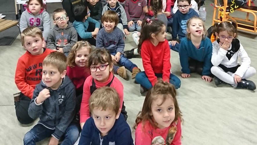 Le père Noël a rendu visite aux écoliers de la maternelle Anne-Frank