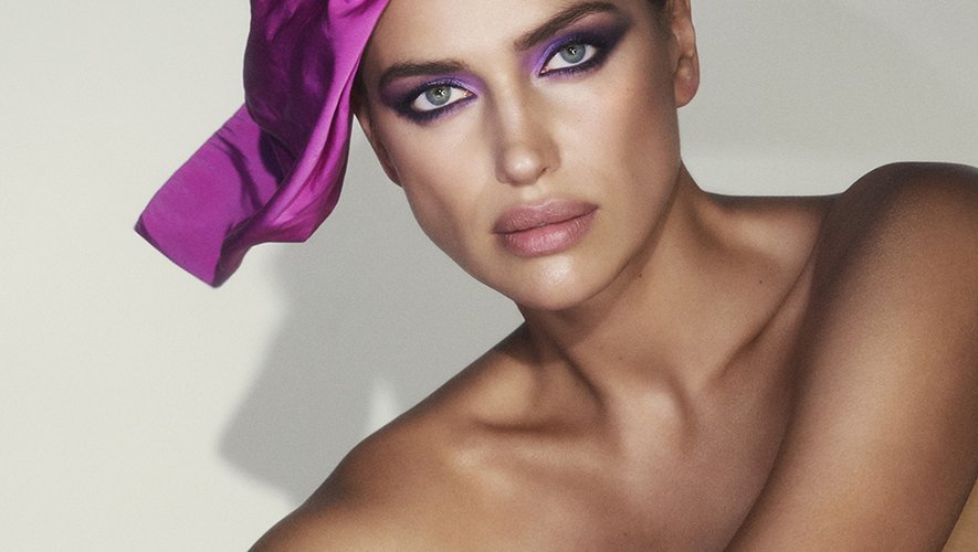 Irina Shayk est le nouveau visage de la marque Marc Jacobs Beauty.