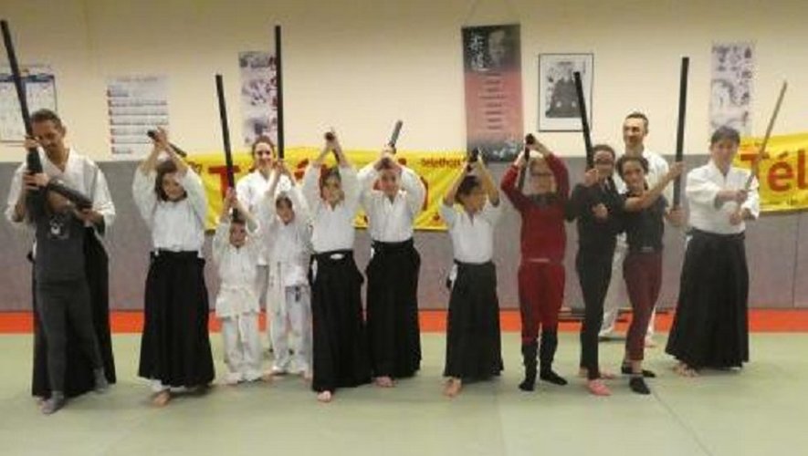 Les participants à cette séance d’initiation à cet art martial qu’est l’aïkido.