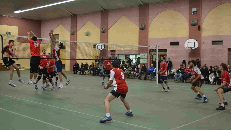 Venez participer au tournoi de volley de la JME.