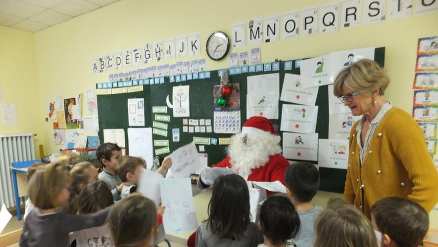 Les enfants ont remercié le père Noël avec des dessins.