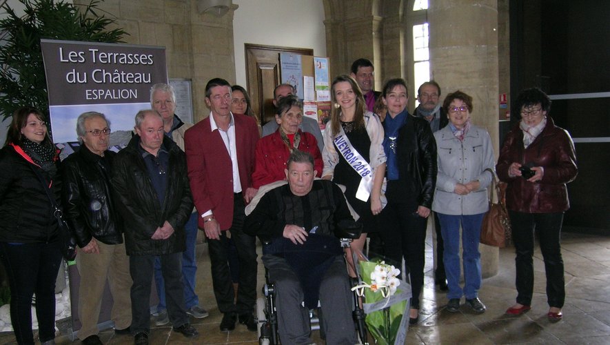 Sabrina Turlan, Miss Aveyron 2018, entourée de sa famille.