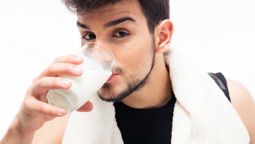 Le lait, boisson idéale après le sport ?