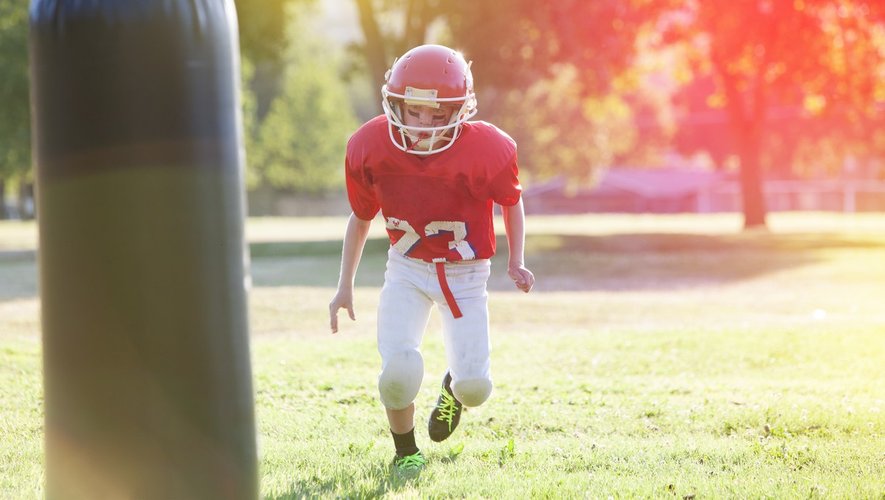 Football américain : quelles pistes pour réduire les commotions cérébrales ?