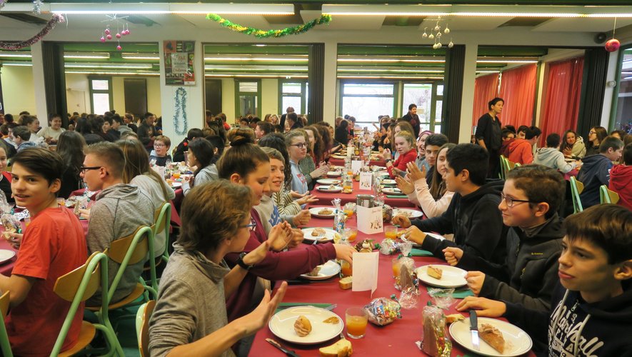 C’était repas de fête pour les 173 élèves du collège et les 33 enfants de l‘école primaire.