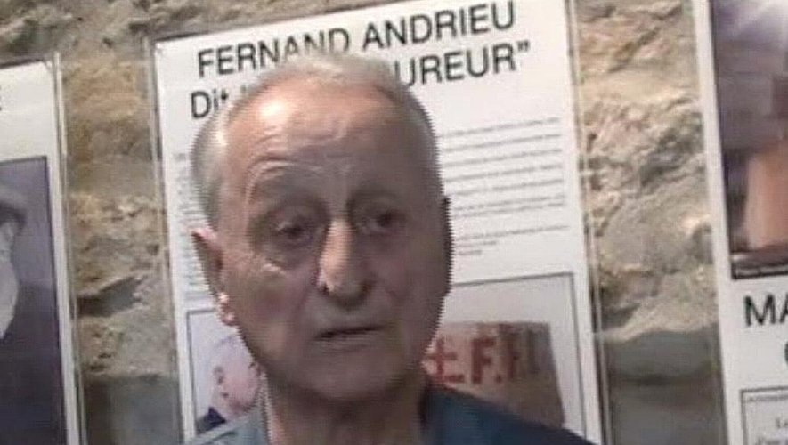 Fernand Andrieu, au cours de ces visites au musée de Villelongue.