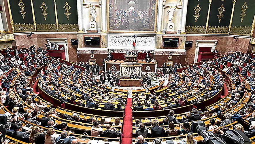 Anne Blanc, Stéphane Mazars et Arnaud Viala : comment travaillent les députés aveyronnais au sein de l'hémicycle ?