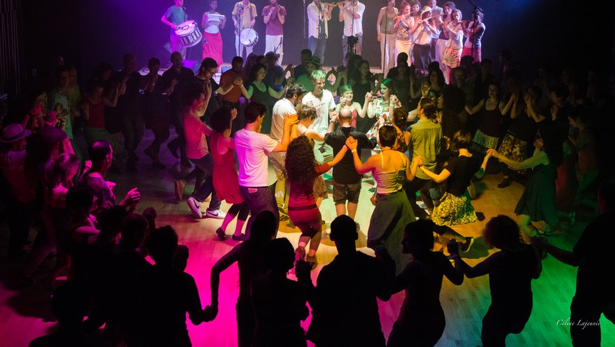 Le Forró est un spectacle vivant entre musique et danses