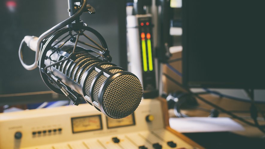 Le journaliste Andrew Orr, qui avait cofondé Radio Nova à l'époque de la création des radios libres, est décédé, a annoncé vendredi la station.