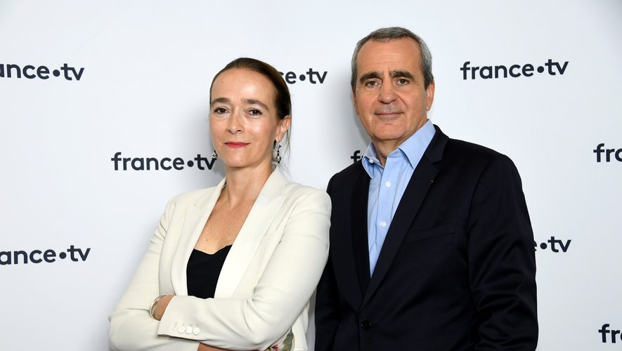Takis Candilis, le directeur général délégué aux antennes et aux programmes de France Télévisions (à droite)