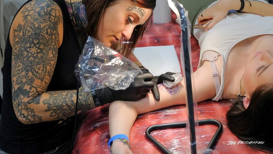 Pour certains, le tatouage est devenu un art de vivre.