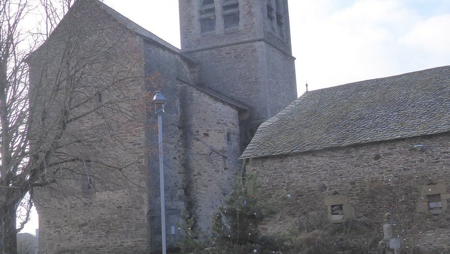 L’église de La Capelle Saint-Martin dont les trois cloches ont été transférées dans le clocher de l’église Saint-Jean à La Primaube.