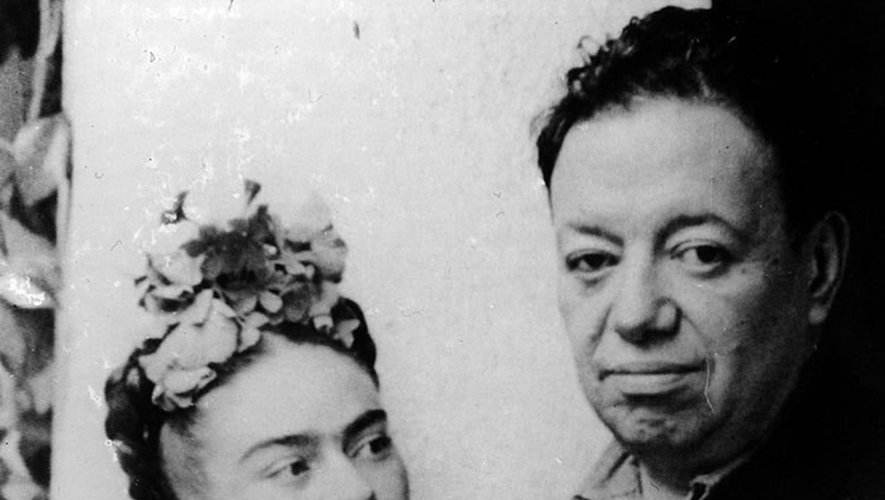 Frida Kahlo et Diego Rivera, peintres mexicains.
