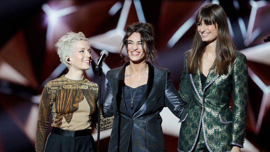 Jeanne Added, Camelia Jordana et Clara Luciani (G-D) aux 34é Victoires de la Musique