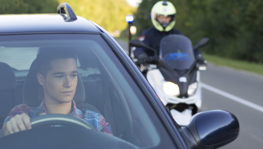 Premier examen de France (1,51 million de candidats en 2017, 57,2% de réussite), le permis de conduire revient régulièrement au coeur d'un débat mêlant sécurité routière et enjeux économiques.