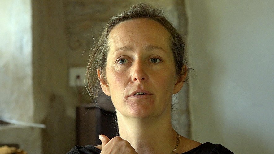 Mélanie Brunet, éleveuse en Aveyron et présidente du Cercle 12, est interviewée dans le film.