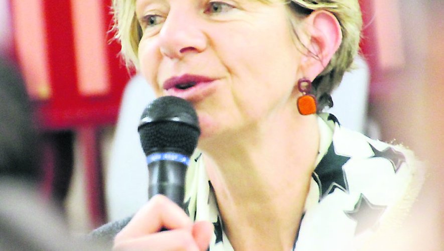 La députée Anne Blanc.