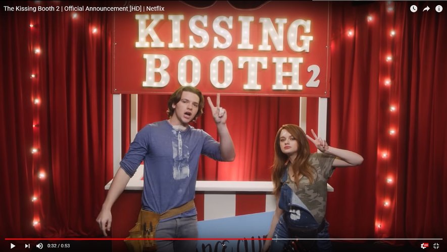 Joel Courtney (à gauche) et Joey King retourneront dans la peau de Lee Flynn et de Elle Evans dans "The Kissing Booth 2" sur Netflix.