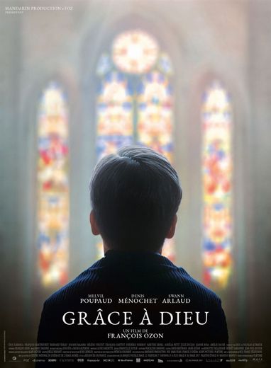 "Grâce à dieu" de François Ozon retrace l'histoire vraie du père Preynat, mis en examen pour agressions sexuelles.