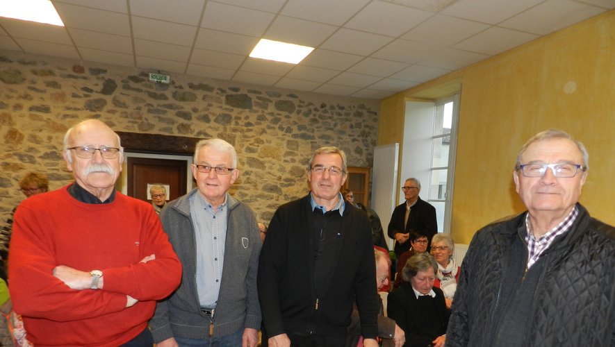 Le bureau du Collectif alimentaire villefranchois. De gauche à droite : Gérard Delmur, président, Guy Delzescaux, vice-président, Georges Mazenc, secrétaire, Jean Lasserre, trésorier.