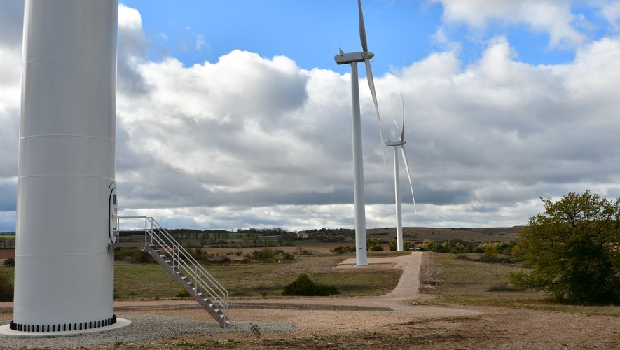 Le parc éolien de Lapanouse comprend six mâts d’une puissance totale de 12 MW.