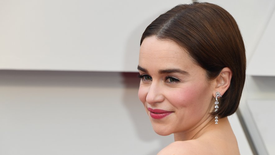Emilia Clarke sur le tapis rouge des Oscars 2019.