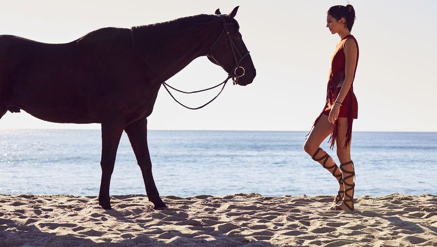 Kendall Jenner prête ses traits à un nouveau court métrage pour Longchamp.