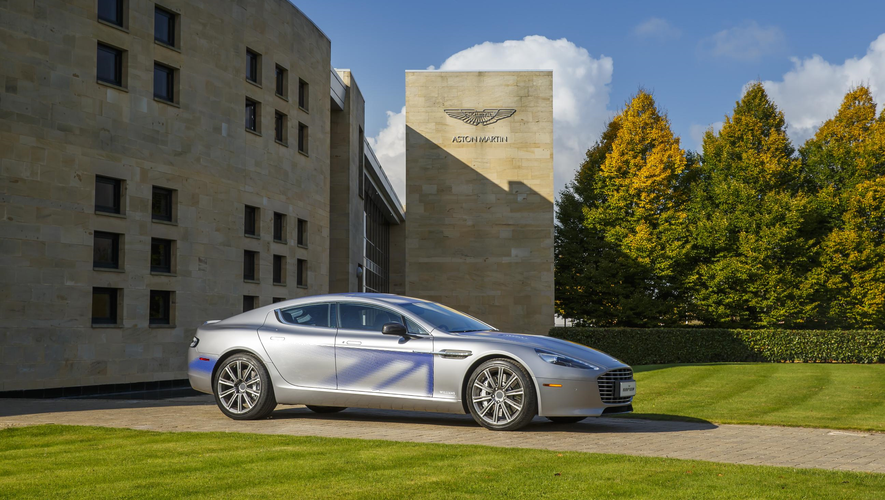 La Rapide E électrique d'Aston Martin tiendra la vedette du prochain James Bond