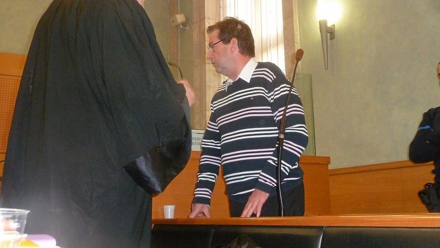 Marc Féral lors de son premier procès en assises à Rodez.