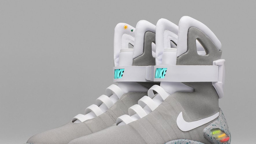 Les Nike Air Mag Back to the Future apparaissent comme les sneakers les plus chères du monde.