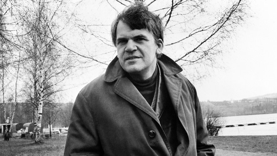 L'écrivain français d'origine tchèque Milan Kundera fêtera lundi son 90e anniversaire: