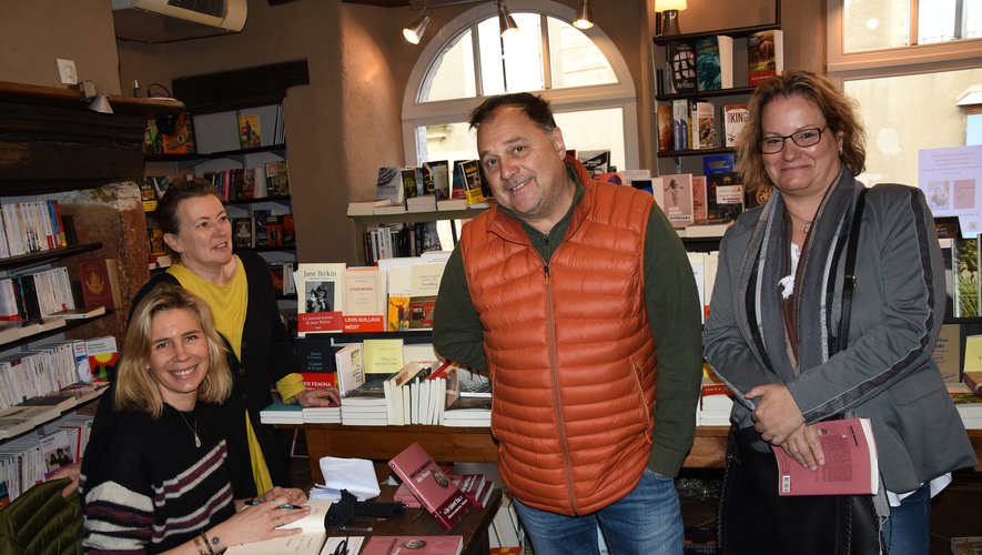Sylvie Lacan a plaisir d’accueillir dans sa librairie des auteurs de talent.