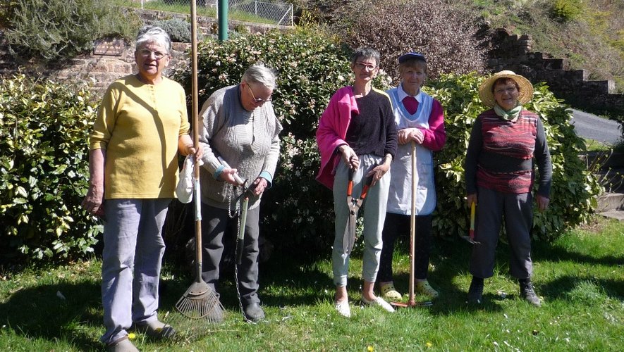 L’équipe des jardinières bénévoles.