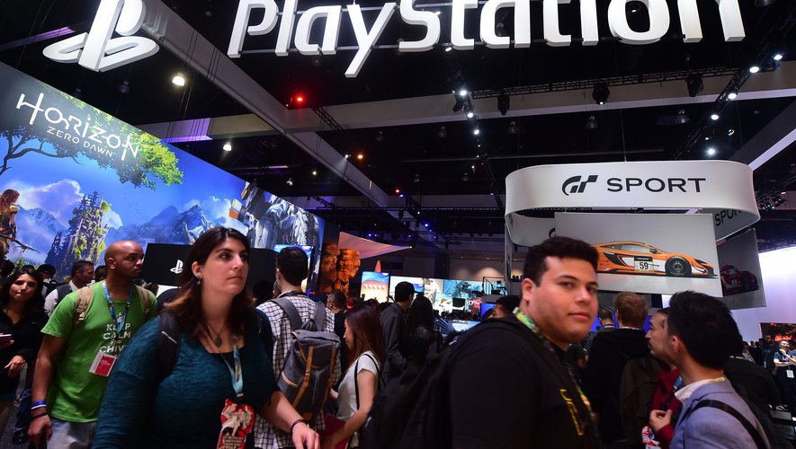 Sony a également annoncé que les ventes de sa PS4 étaient encore en déclin.