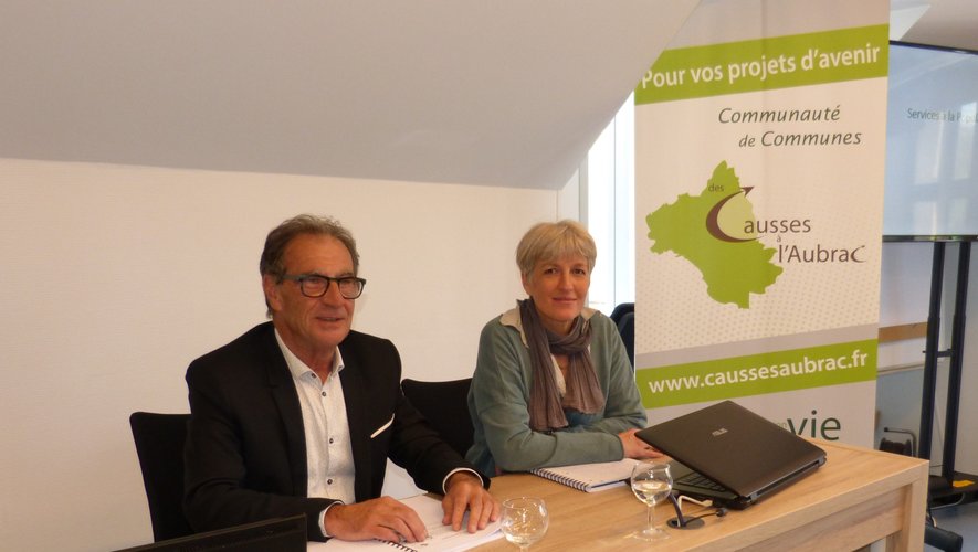 Jean-Paul Peyrac et Cécile Sury, nouvelle Directrice générale des services.