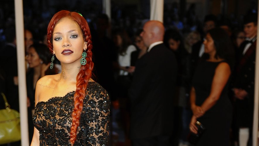 Difficile de ne pas remarquer Rihanna lorsqu'elle débarque sur le red carpet. C'est encore plus le cas pour le MET Gala, comme en 2011, où elle s'illustre dans une somptueuse robe en dentelle noire Stella McCartney. New York, le 2 mai 2011.