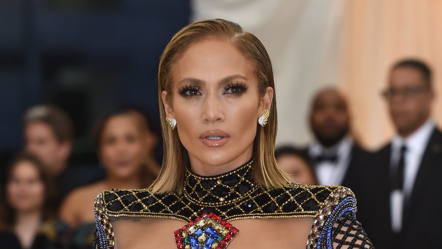 Jennifer Lopez lors du gala du Met le 7 mai 2018 au Metropolitan Museum of Art de New York.