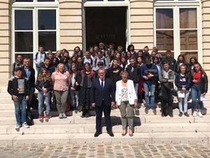 Une visite de l’Assemblée nationale et l’ouverture exceptionnelle aux élèves de l’hôtel de Lassay par le président Richard Ferrand et Anne Blanc, députée.