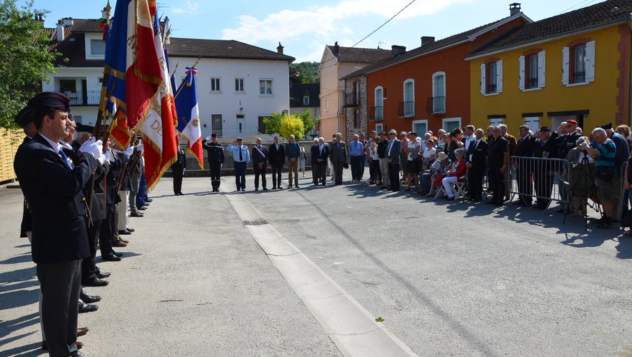 La stèle à la mémoire du gendarme Paul Andrieu a été inaugurée