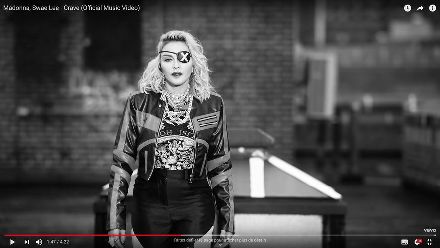 Madonna dans le clip de "Crave" avec Swae Lee.