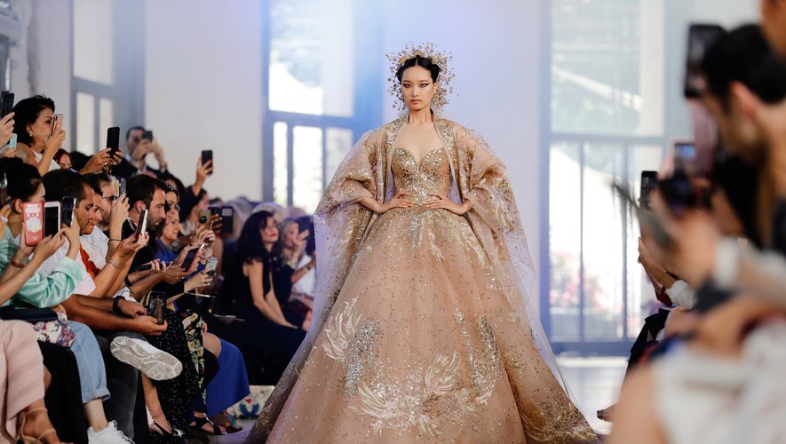 La robe de mariée d'Elie Saab. Paris, le 3 juillet 2019.
