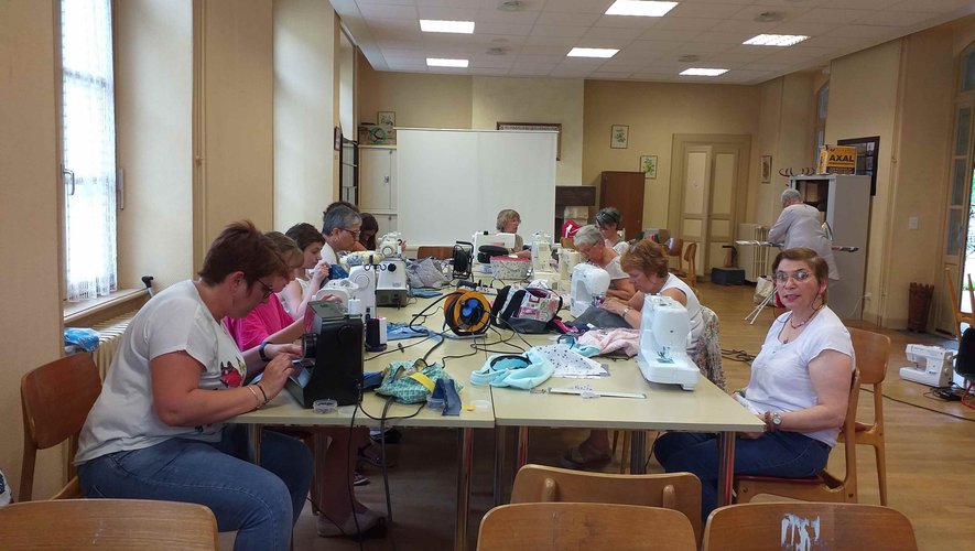 Un Travail Partage Pour L Association Le Chat Sur Le Fil Centrepresseaveyron Fr Un Travail Partage Pour L Association Le Chat Sur Le Fil Centrepresseaveyron Fr
