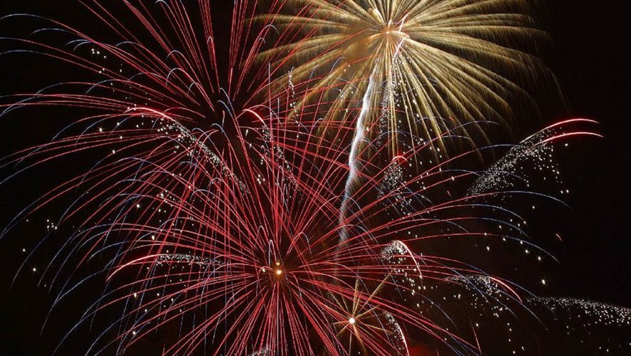 Festival de feux d'artifice dans les communes de l'Aveyron ce week-end  pour la fête nationale du 14 juillet.