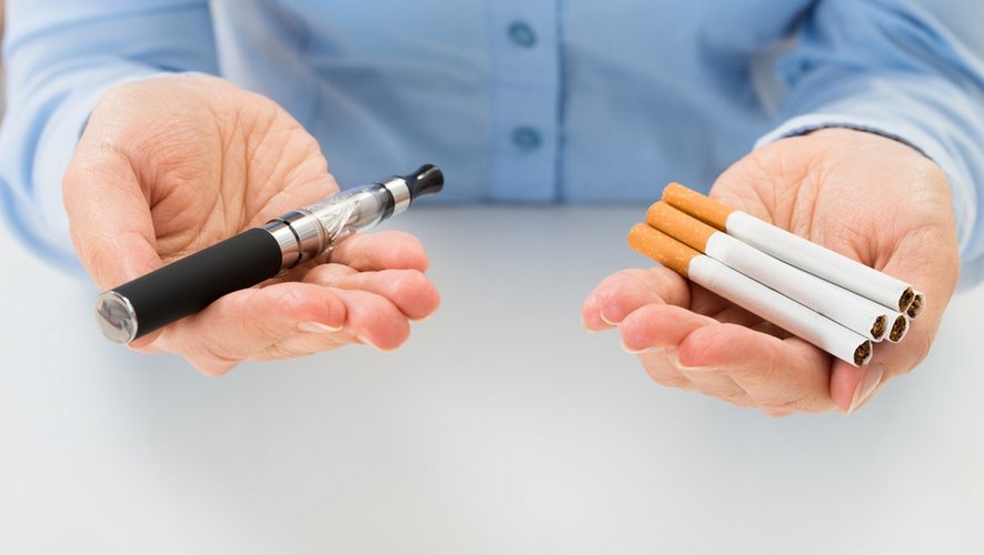 Cigarette électronique : les vapoteurs fument moins… mais rechutent plus