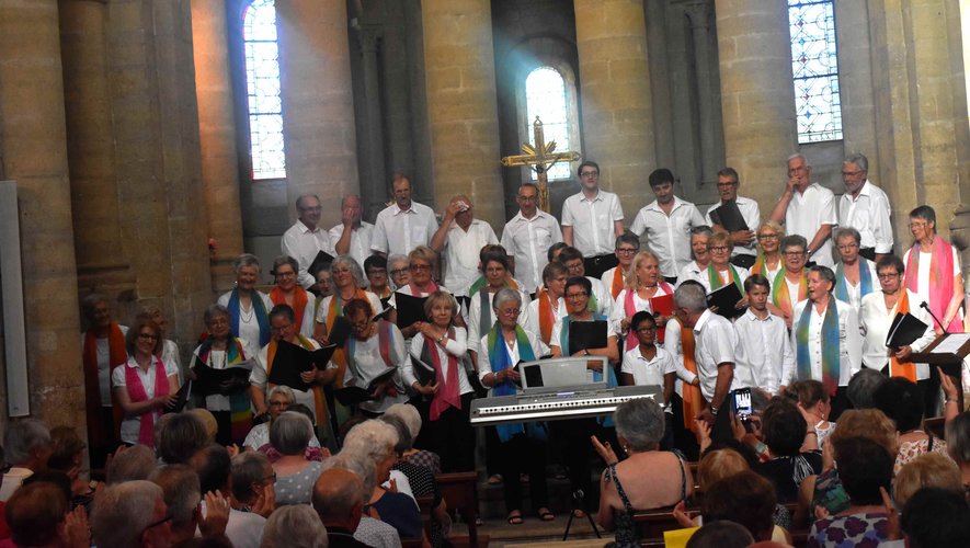La chorale des voix d’Oltet l’Écho de Roqueprins en concert.