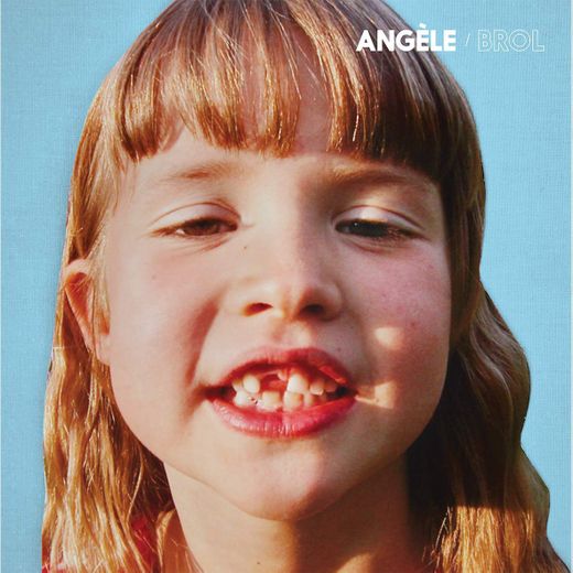 "Brol" d'Angèle, en tête du classement Fnac des ventes d'albums