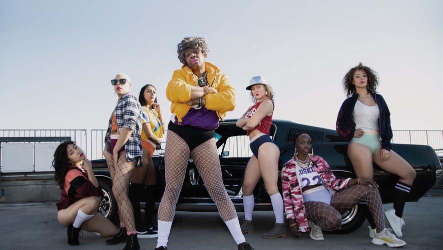 La marque Sloggi fête ses 40 ans avec un clip de rap porté par une mamie déjantée.